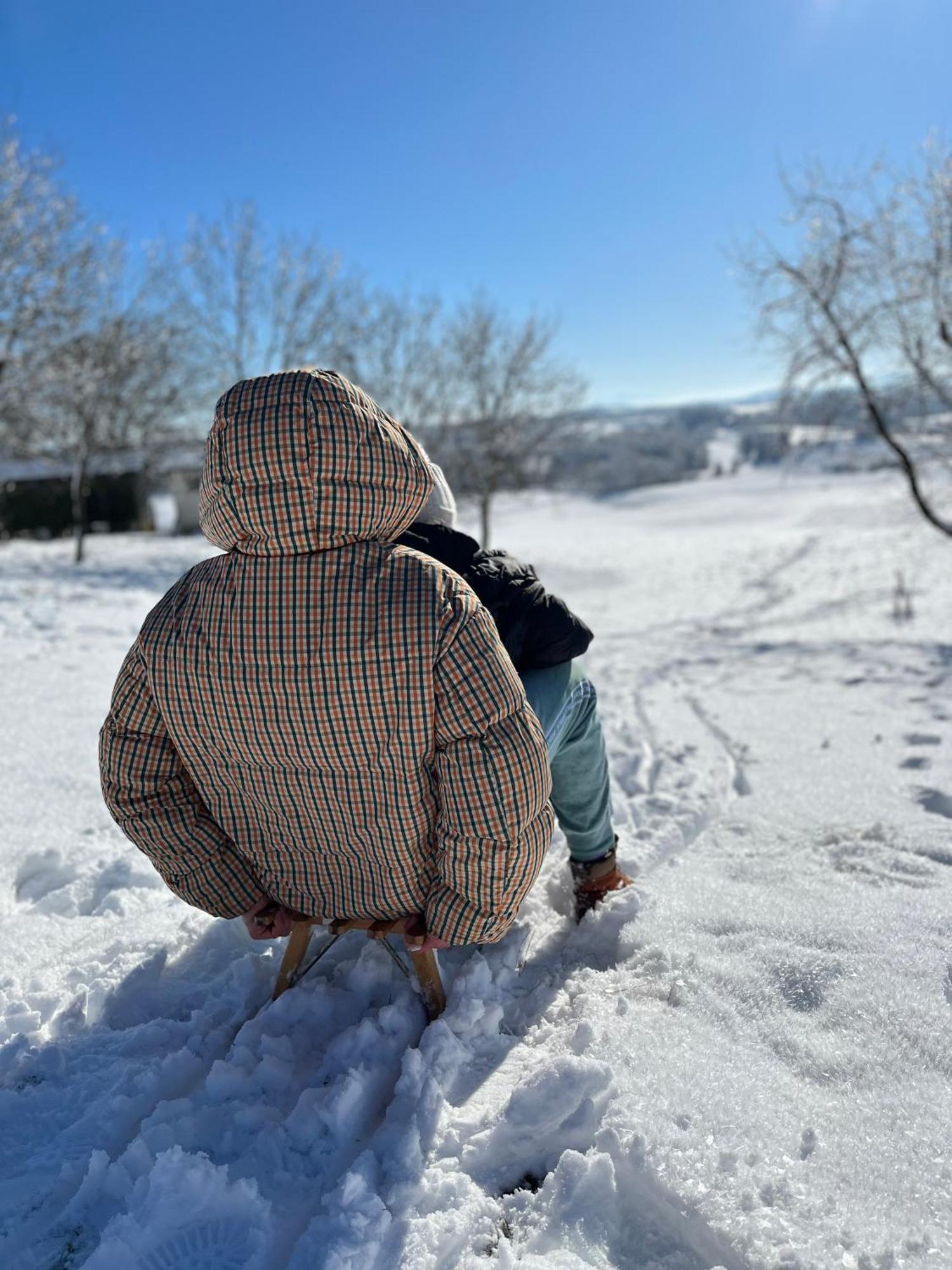 Ruralna Kuca Za Odmor Kablarovo Brdo Casa de hóspedes Krnjak Exterior foto